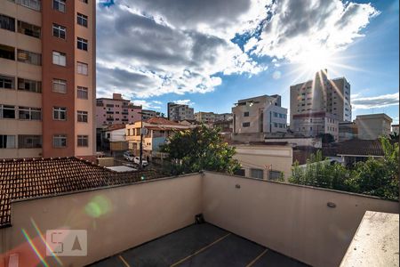 Vista de apartamento à venda com 3 quartos, 80m² em Floresta, Belo Horizonte