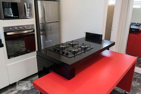 Cozinha (Fogão cooktop) de kitnet/studio à venda com 1 quarto, 40m² em Vila Brasílio Machado, São Paulo