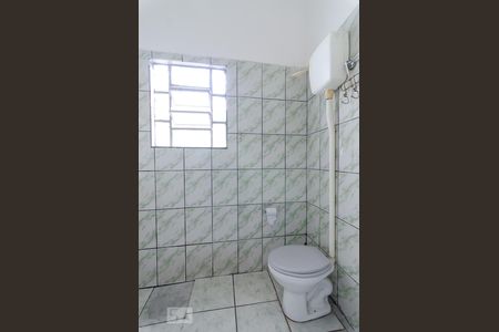 Banheiro de casa para alugar com 2 quartos, 50m² em Vila Georgina, Campinas