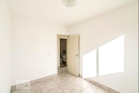 Quarto 2 de apartamento para alugar com 3 quartos, 64m² em Fernão Dias, Belo Horizonte