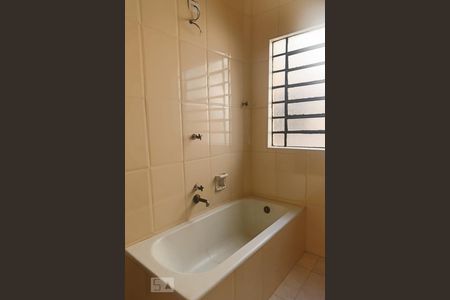 Banheiro de apartamento à venda com 2 quartos, 113m² em Bela Vista, São Paulo