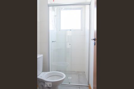 Banheiro de apartamento para alugar com 2 quartos, 42m² em São José, Canoas