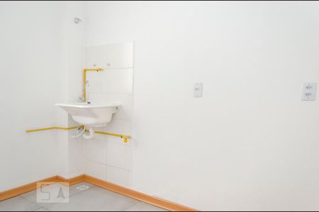 Cozinha e Área de Serviço de apartamento para alugar com 2 quartos, 42m² em São José, Canoas