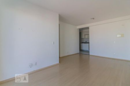 Sala de apartamento para alugar com 3 quartos, 76m² em Picanço, Guarulhos