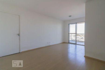 Sala de apartamento para alugar com 3 quartos, 76m² em Picanço, Guarulhos