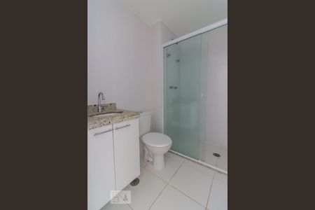 Banheiro de apartamento para alugar com 3 quartos, 76m² em Picanço, Guarulhos