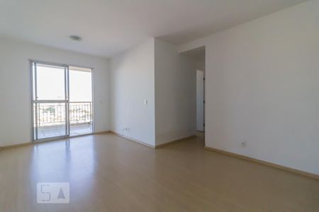 Sala de apartamento para alugar com 3 quartos, 76m² em Picanço, Guarulhos