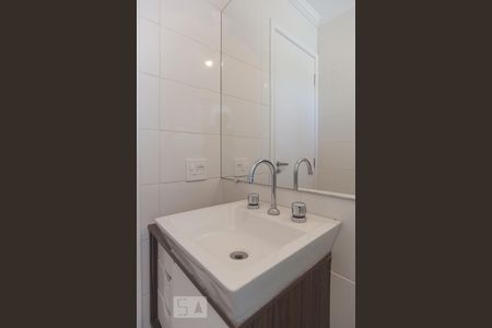 Banheiro de apartamento à venda com 2 quartos, 48m² em Chácara das Nações, Valinhos