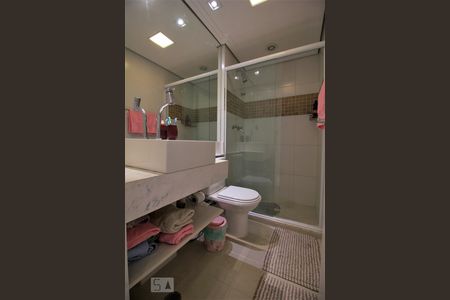 Banheiro de apartamento à venda com 3 quartos, 78m² em Jardim Ampliação, São Paulo