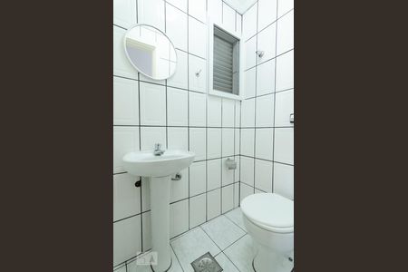 Lavabo de apartamento para alugar com 3 quartos, 140m² em Centro, Campinas