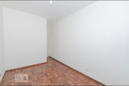 Quarto de apartamento à venda com 1 quarto, 74m² em Grajaú, Rio de Janeiro