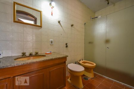 Banheiro da Suíte 1 de casa para alugar com 4 quartos, 560m² em Fazenda Morumbi, São Paulo