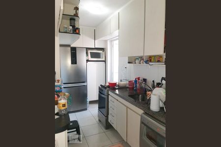 Cozinha de apartamento para alugar com 3 quartos, 75m² em São Judas, São Paulo