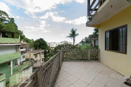 Casa à venda com 130m², 3 quartos e 1 vaga Casa à venda com 130m², 3 quartos e 1 vagaVaranda da Sala