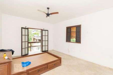 Casa à venda com 130m², 3 quartos e 1 vaga Casa à venda com 130m², 3 quartos e 1 vagaSuíte