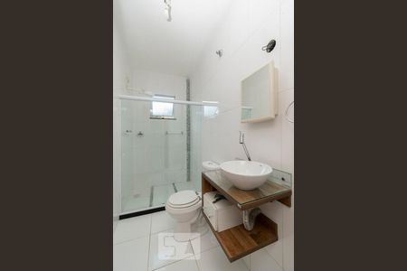 Casa à venda com 130m², 3 quartos e 1 vaga Casa à venda com 130m², 3 quartos e 1 vagaBanheiro Suíte