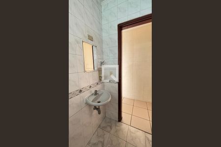 Lavabo de casa à venda com 3 quartos, 300m² em Vila Bastos, Santo André