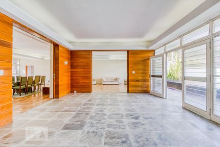 Sala de casa à venda com 4 quartos, 600m² em Vila Nova Conceição, São Paulo