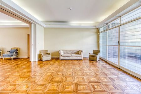 Sala de casa à venda com 4 quartos, 600m² em Vila Nova Conceição, São Paulo