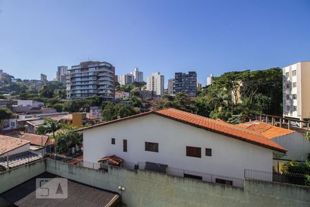 Sala vista de apartamento à venda com 2 quartos, 69m² em Vila Madalena, São Paulo