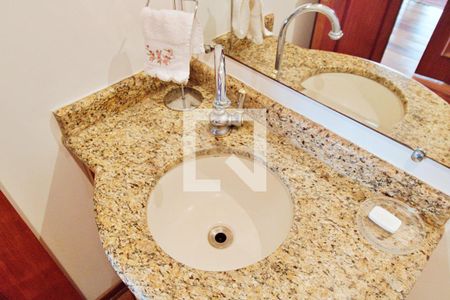 Lavabo de apartamento à venda com 4 quartos, 213m² em Real Parque, São Paulo