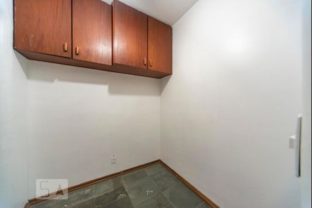 Apartamento à venda com 126m², 3 quartos e 1 vaga Apartamento à venda com 126m², 3 quartos e 1 vagaQuarto de Serviço