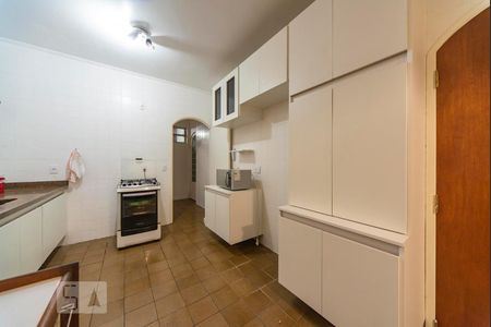 Apartamento à venda com 126m², 3 quartos e 1 vaga Apartamento à venda com 126m², 3 quartos e 1 vagaCozinha