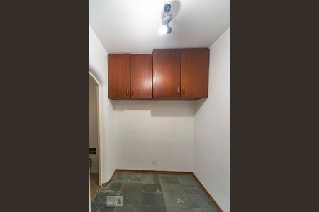 Apartamento à venda com 126m², 3 quartos e 1 vaga Apartamento à venda com 126m², 3 quartos e 1 vagaQuarto de Serviço