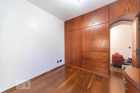Apartamento à venda com 126m², 3 quartos e 1 vaga Apartamento à venda com 126m², 3 quartos e 1 vagaQuarto 2