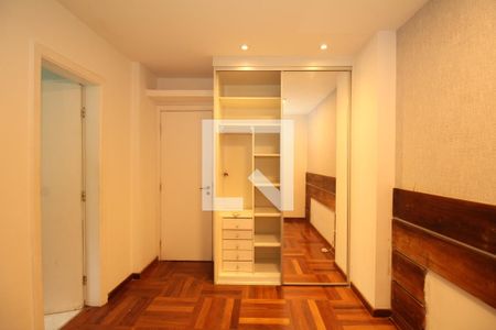 suíte  de apartamento à venda com 3 quartos, 102m² em Vila Andrade, São Paulo