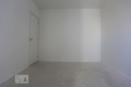 Suíte de apartamento para alugar com 2 quartos, 83m² em Continental, Osasco