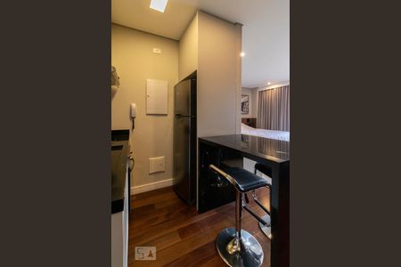 Cozinha de kitnet/studio à venda com 1 quarto, 41m² em Brooklin Paulista, São Paulo