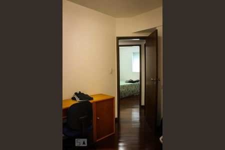 Quarto 1 de apartamento para alugar com 3 quartos, 80m² em Sion, Belo Horizonte