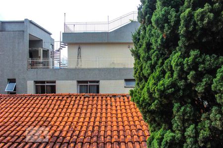 Vista sala de apartamento para alugar com 3 quartos, 80m² em Sion, Belo Horizonte