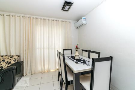 Sala de apartamento para alugar com 2 quartos, 53m² em Irajá, Rio de Janeiro