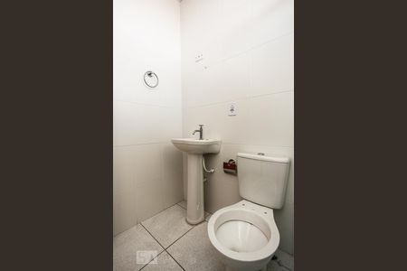 Banheiro de apartamento para alugar com 1 quarto, 50m² em Vila Endres, Guarulhos