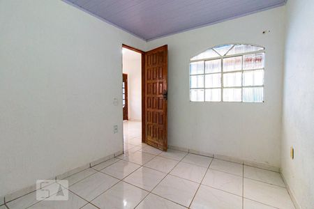 Quarto 2 de casa para alugar com 2 quartos, 65m² em Jaqueline, Belo Horizonte