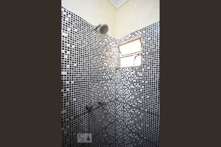 Detalhe do banheiro suíte de casa para alugar com 1 quarto, 20m² em Vila Gomes, São Paulo