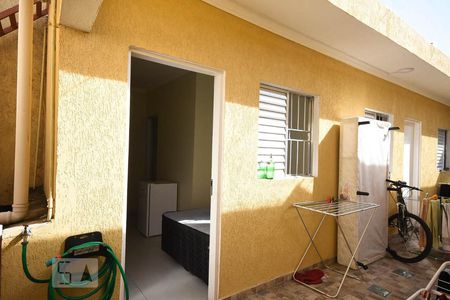 Entrada de casa para alugar com 1 quarto, 20m² em Vila Gomes, São Paulo