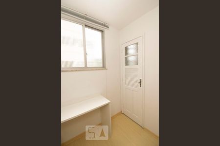 Suíte de apartamento à venda com 3 quartos, 70m² em Santa Rosa, Niterói