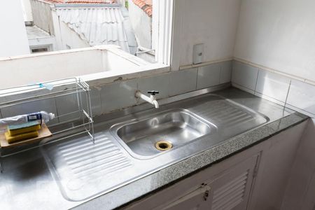 Sala e Cozinha (Pia) de casa à venda com 1 quarto, 45m² em Vila Monumento, São Paulo