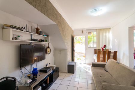 Sala de apartamento à venda com 2 quartos, 65m² em Santa Terezinha, Belo Horizonte