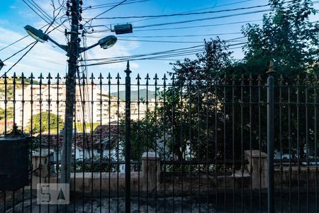 Vista da sala de estar de casa de condomínio para alugar com 4 quartos, 100m² em Engenho Novo, Rio de Janeiro