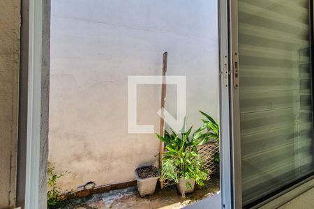 janela de kitnet/studio para alugar com 1 quarto, 19m² em Vila Monumento, São Paulo