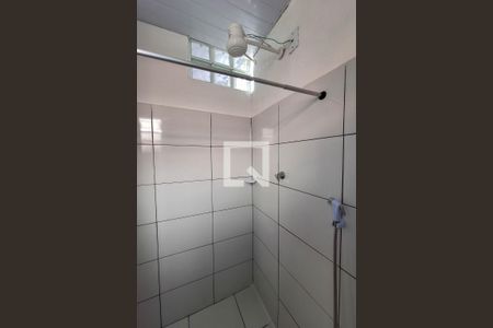 Banheiro  de kitnet/studio para alugar com 1 quarto, 25m² em Icaraí, Niterói