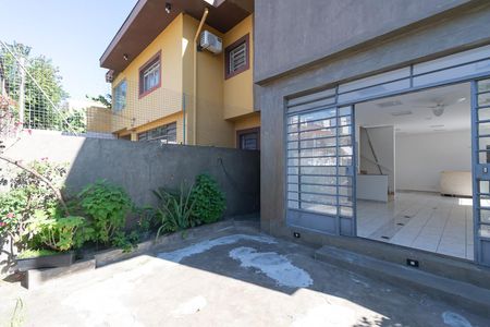 Varanda Sala de casa à venda com 4 quartos, 230m² em Chácara Monte Alegre, São Paulo