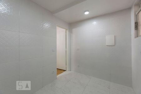 Cozinha de casa para alugar com 1 quarto, 32m² em Liberdade, São Paulo