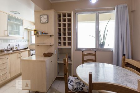 Cozinha de apartamento para alugar com 1 quarto, 35m² em Centro Histórico, Porto Alegre