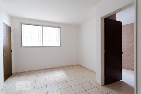 Sala de apartamento à venda com 1 quarto, 45m² em Cambuí, Campinas