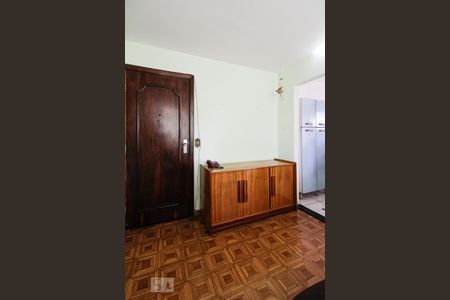 Sala de apartamento à venda com 3 quartos, 70m² em Jardim Peri, Osasco